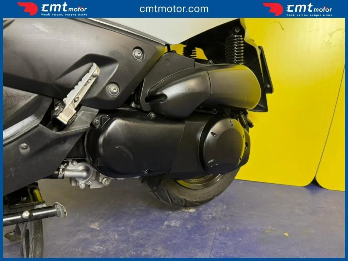 Yamaha X-Max 250 (2010 - 13) (7)
