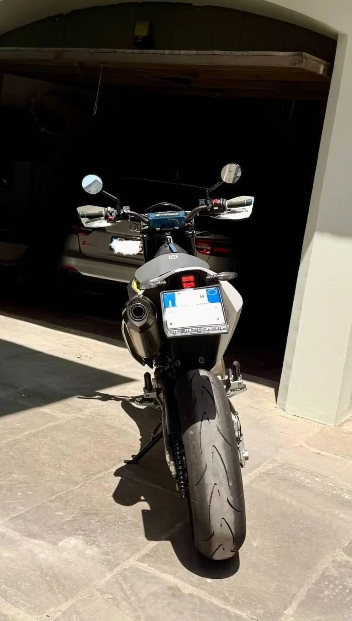 Husqvarna 701 Supermoto (2023 - 25) (2)