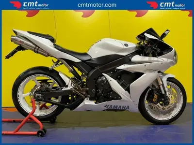 Yamaha YZF R1 (2006 - 07) usata