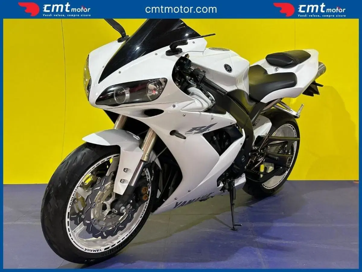 Yamaha YZF R1 (2006 - 07) (2)