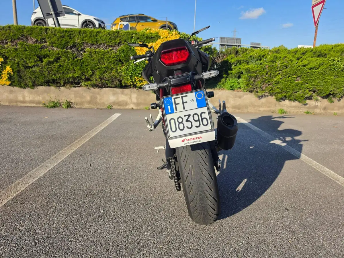Honda CB 750 Hornet (2023 - 24) (7)