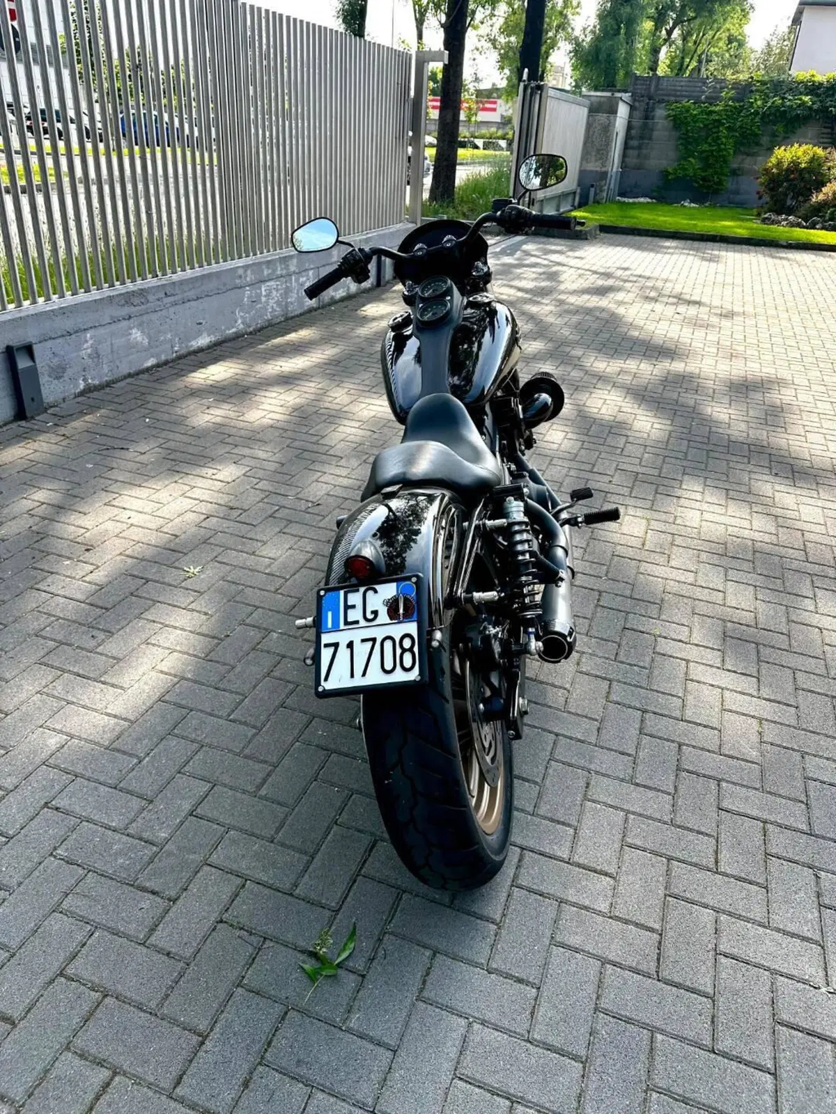 Harley-Davidson 1800 Low Rider S (2016 - 17) - FXDLS (3)