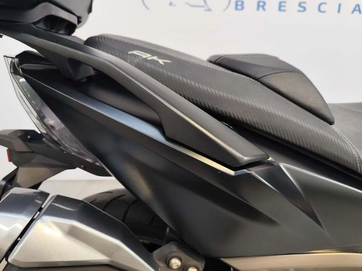 Kymco AK 550 ETS (2021 - 26) (9)