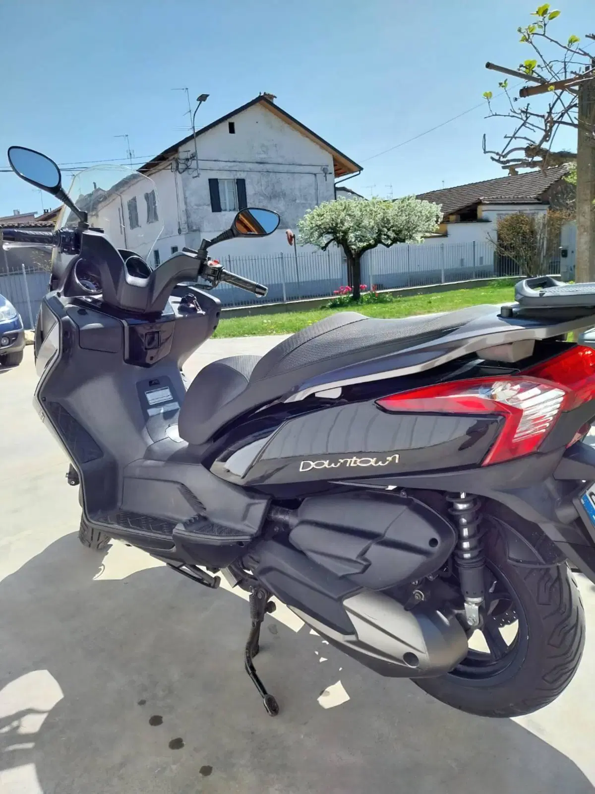 Kymco Downtown 300i ABS (2009 - 17) (4)
