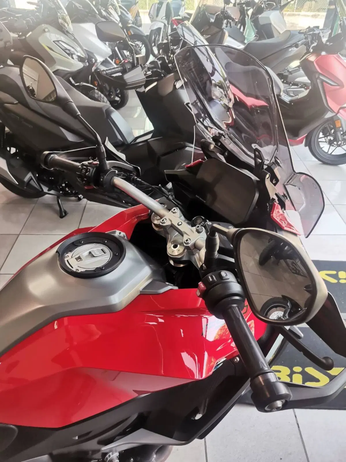 Bmw F 900 XR (2020 - 24) (3)