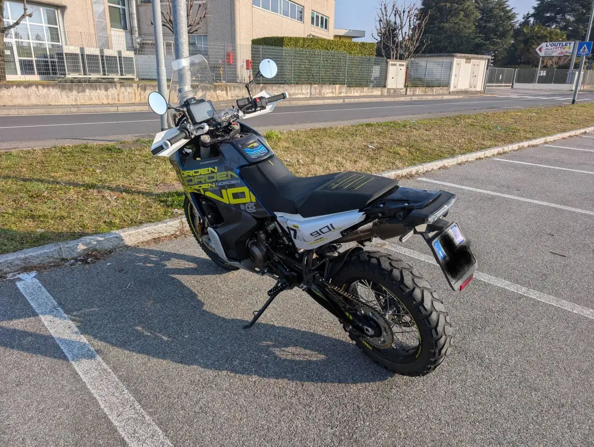 Husqvarna Norden 901 Expedition (2023 - 24) (2)