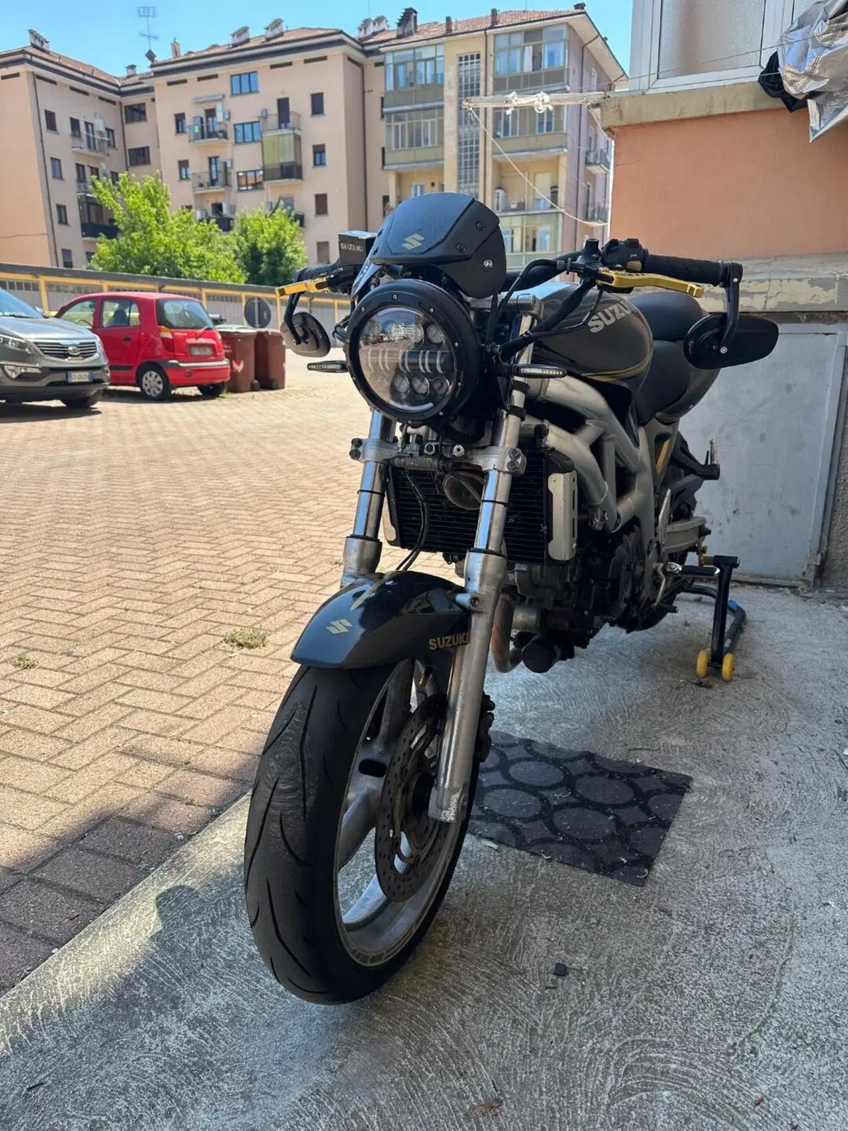Suzuki SV 650 (1999 - 02)