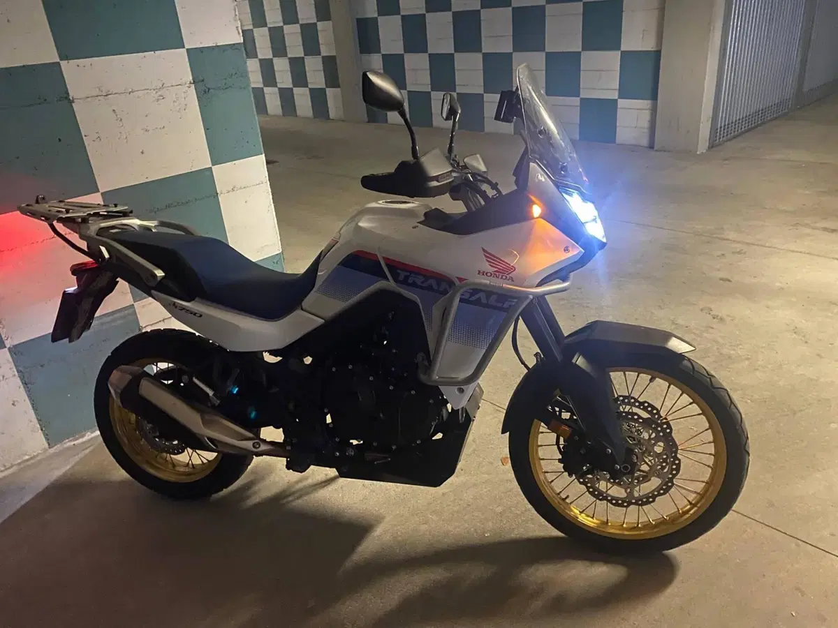 Honda Transalp XL750 (2023 - 24)