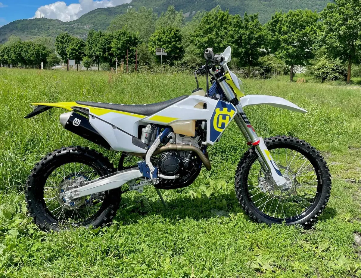 Husqvarna FE 250 (2023)