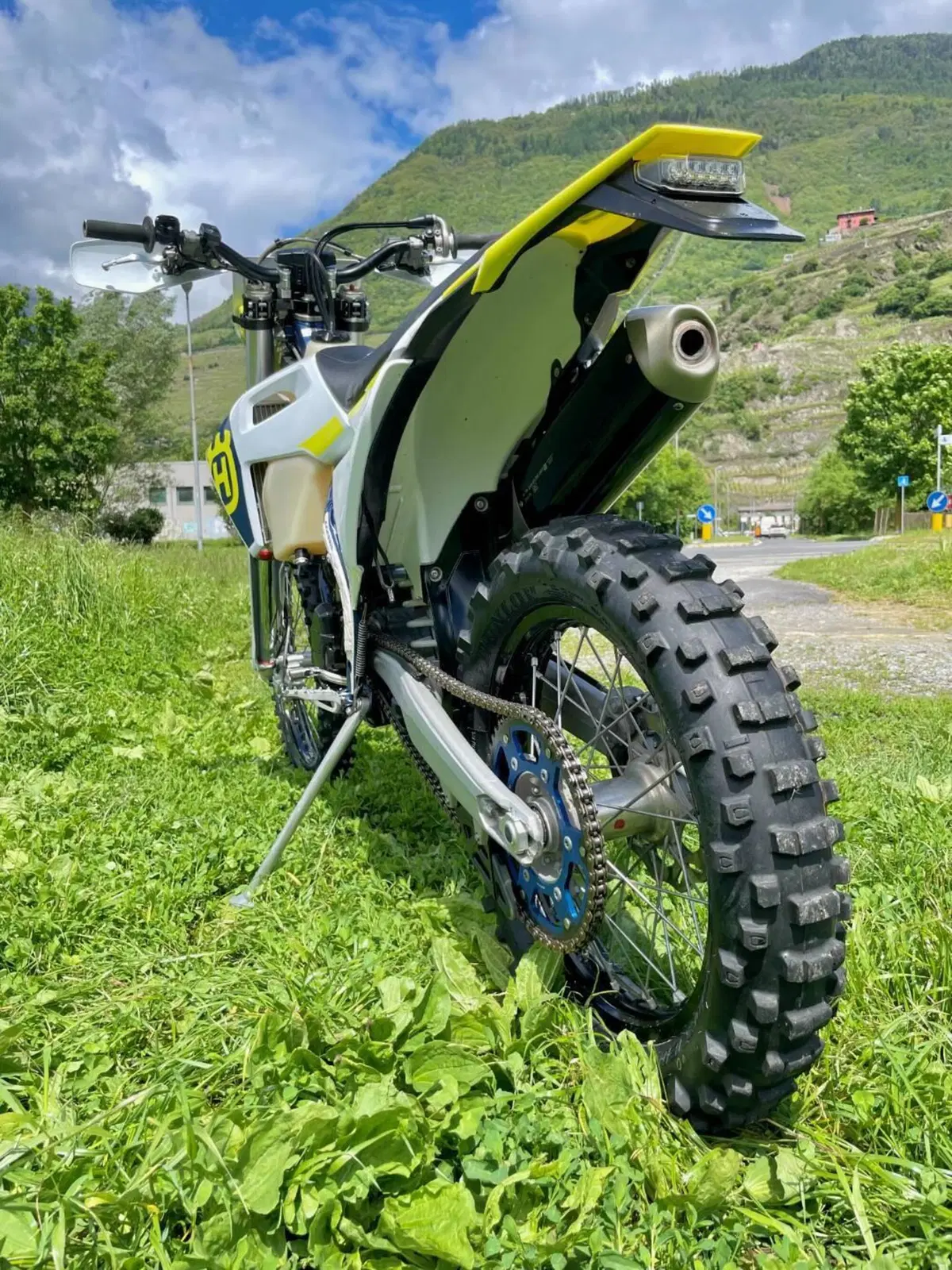 Husqvarna FE 250 (2023) (6)