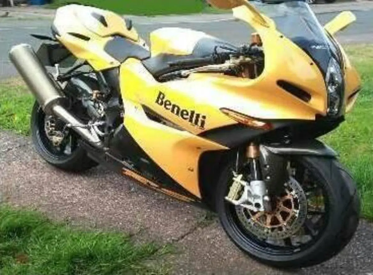 Benelli Tornado 903 RS Giallo Lamborghini S.E. (3)