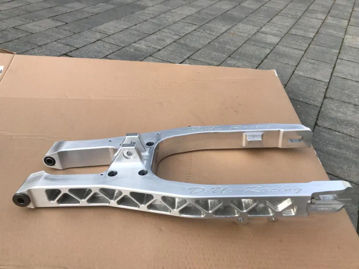 Forcellone allungato Yamaha YZ 65 D.U.Racing (5)