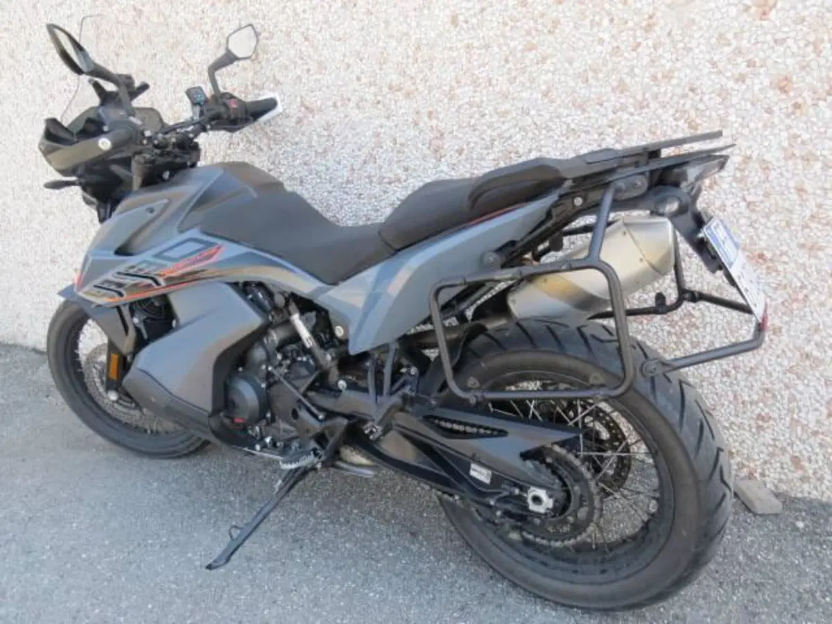 KTM 890 Adventure (2022) (4)