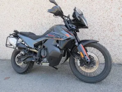 KTM 890 Adventure (2022) usata