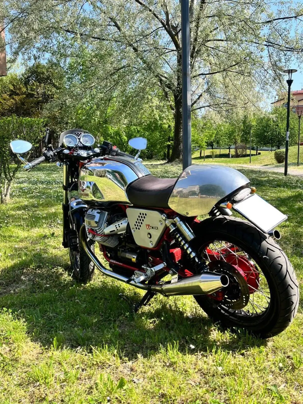 Moto Guzzi V7 Racer (2012 - 14) (13)