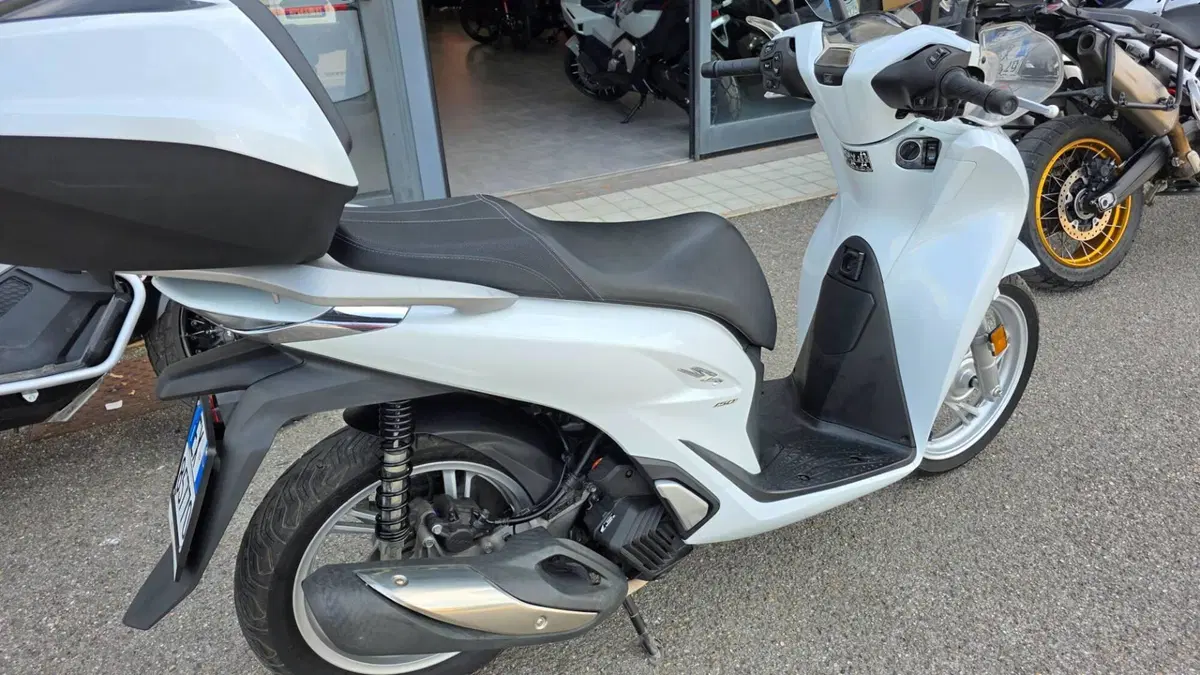 Honda SH 150i (2020 - 23) (6)