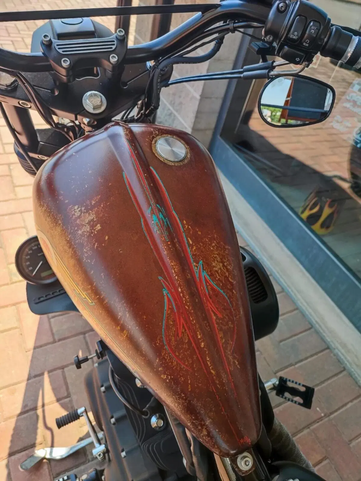 Harley-Davidson 883 R (2004 - 05) - XL 883R (3)