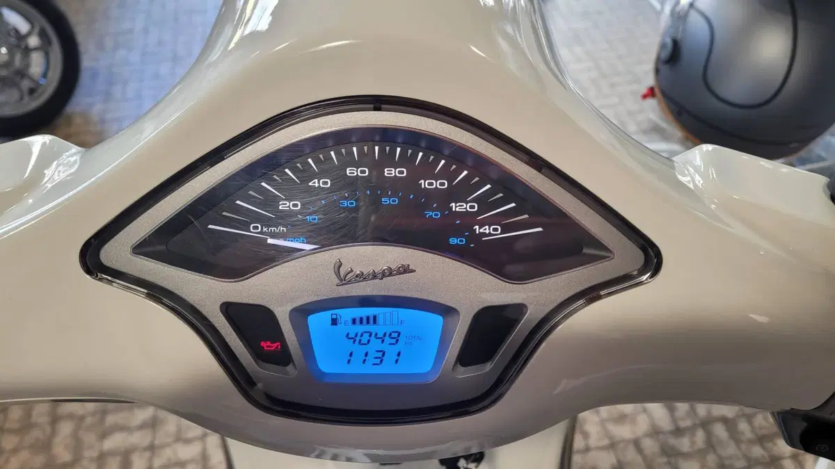 Vespa Primavera 150 3V ie (2014 - 16) (5)