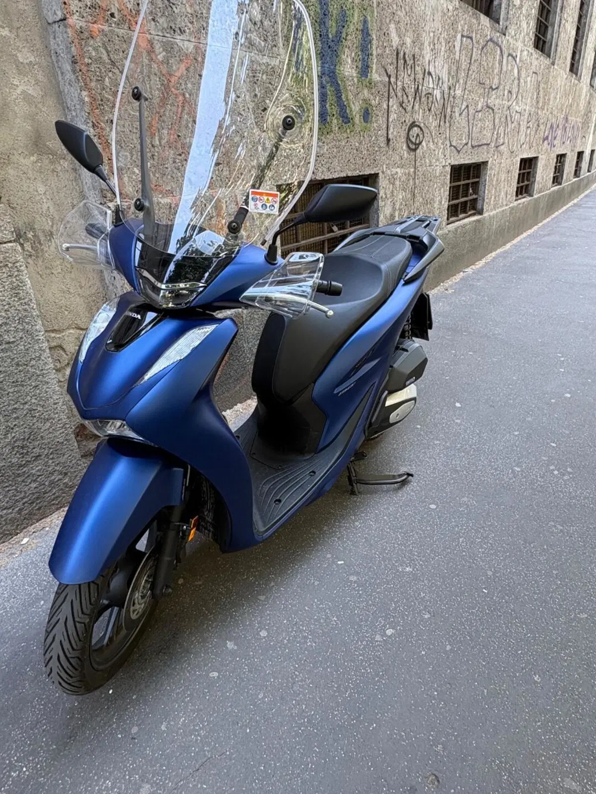 Honda SH 150i Sport (2024 - 25) (2)