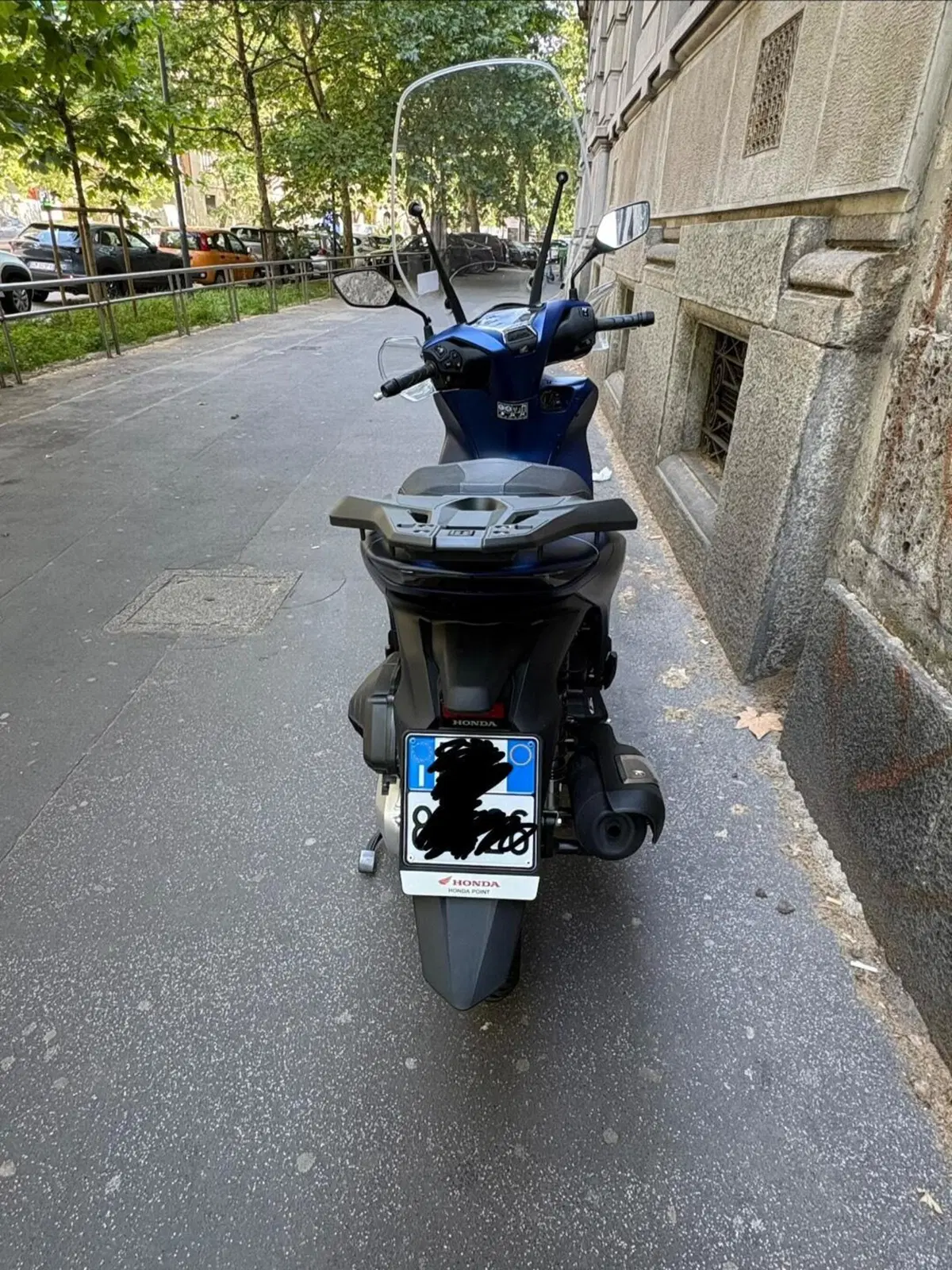 Honda SH 150i Sport (2024 - 25) (4)