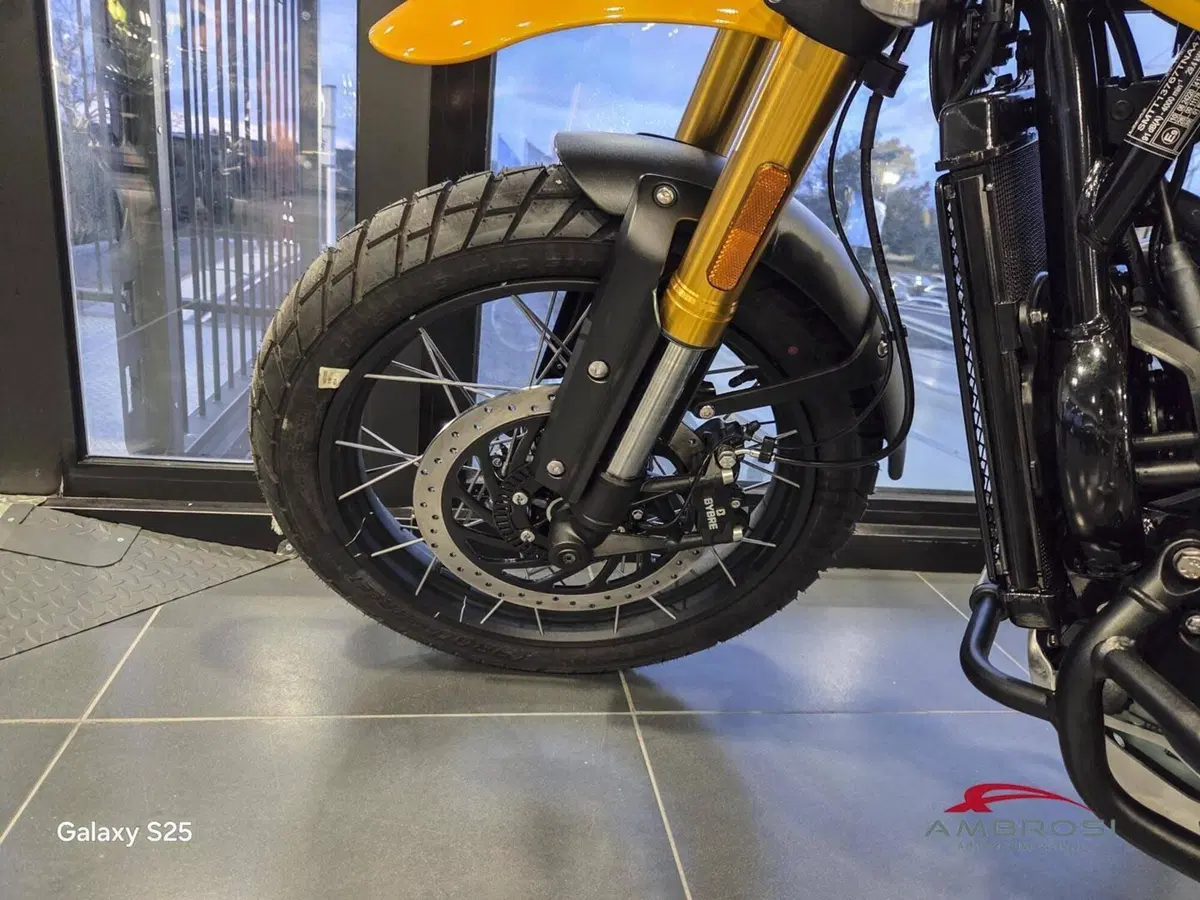 Triumph Scrambler 400 XC (2025 - 26) (4)