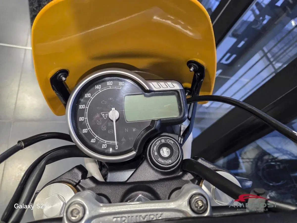 Triumph Scrambler 400 XC (2025 - 26) (5)