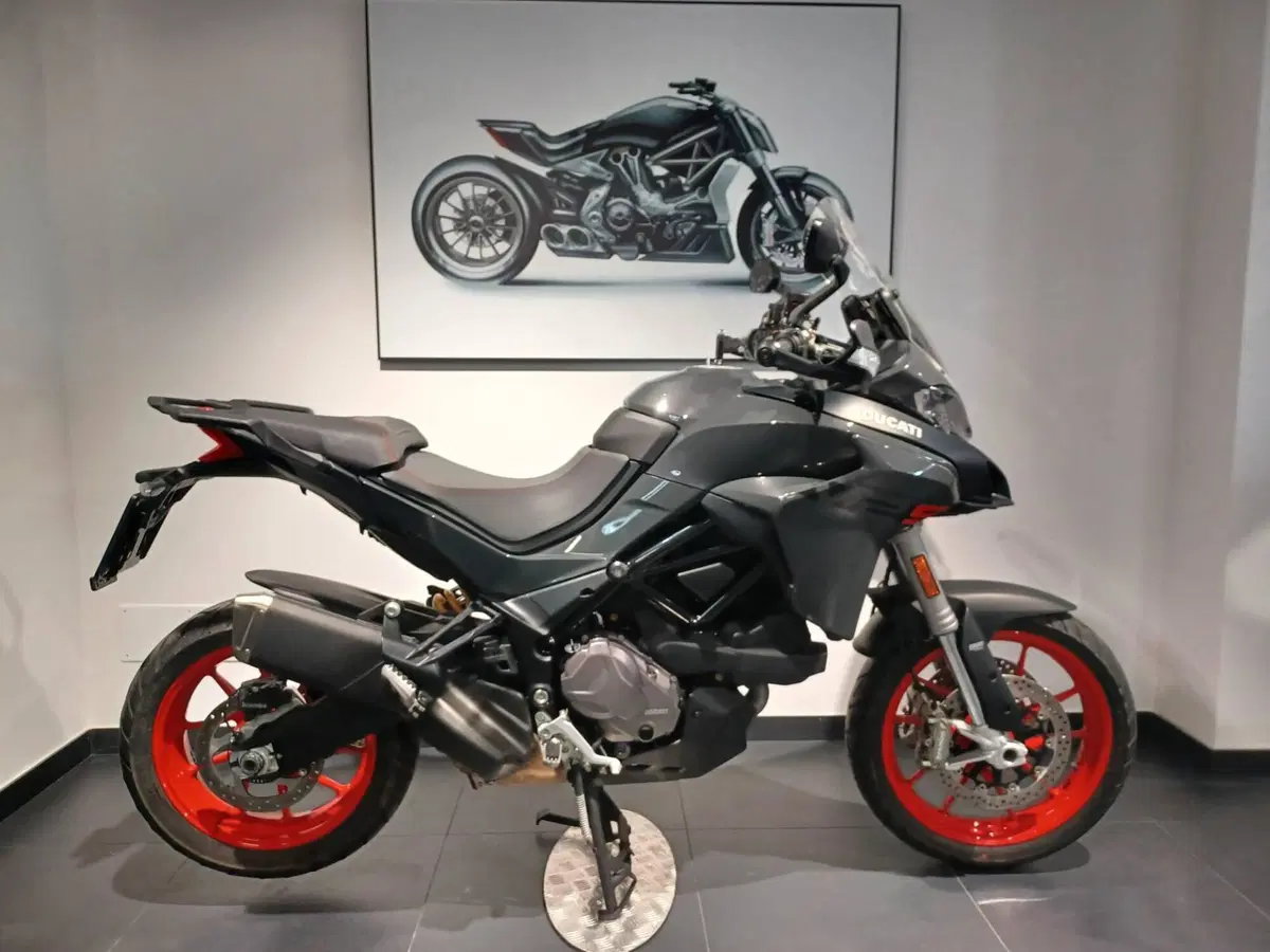 Ducati Multistrada V2 S (2022 - 24)