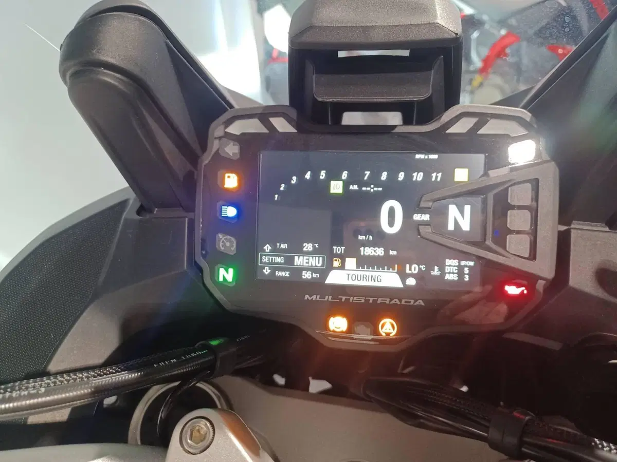 Ducati Multistrada V2 S (2022 - 24) (3)