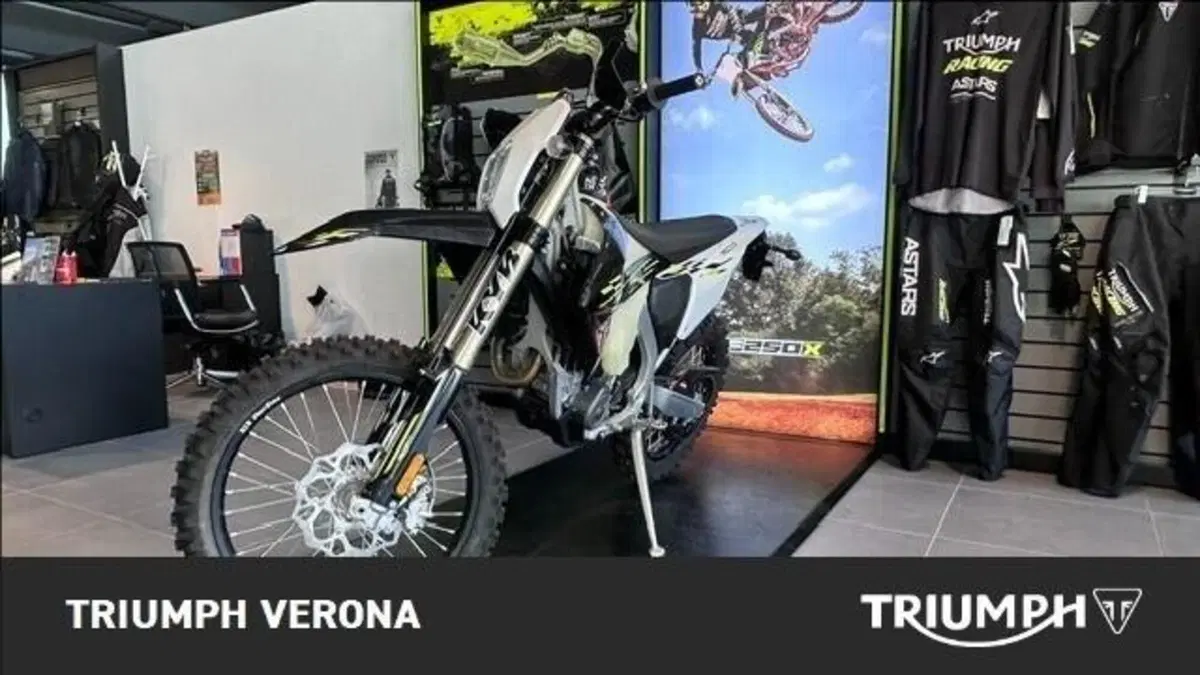 Triumph TF 450-E (2026) (3)