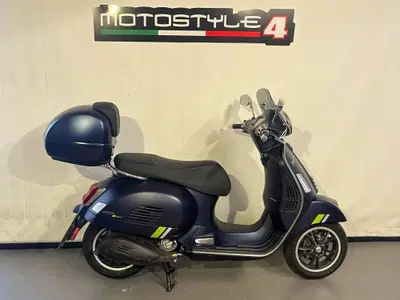 Vespa GTS 300 Super Tech (2023 - 24) usata