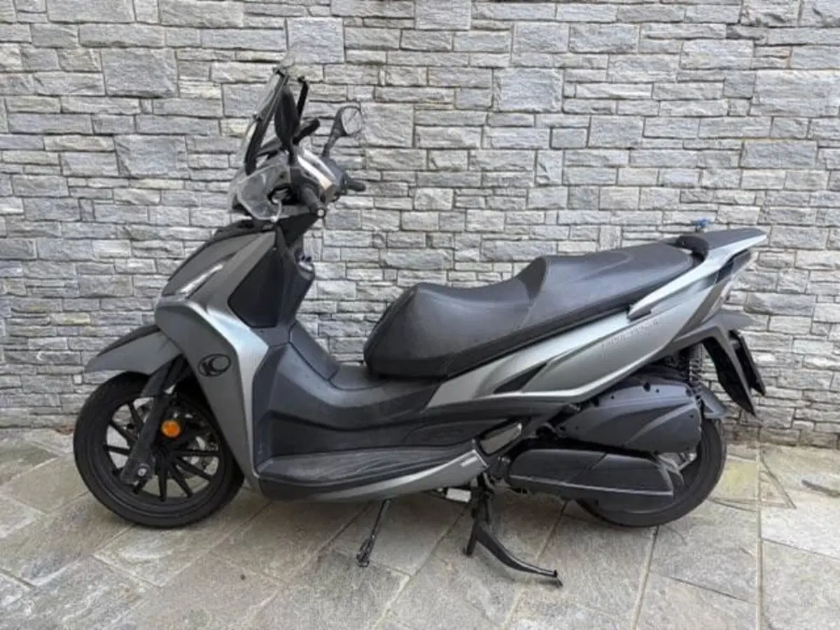 Kymco Agility 300i (2021 - 25) (2)