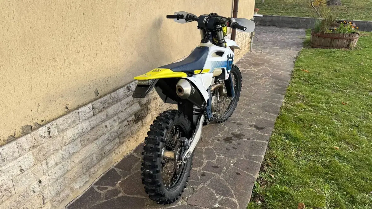 Husqvarna FE 350 (2024) (3)