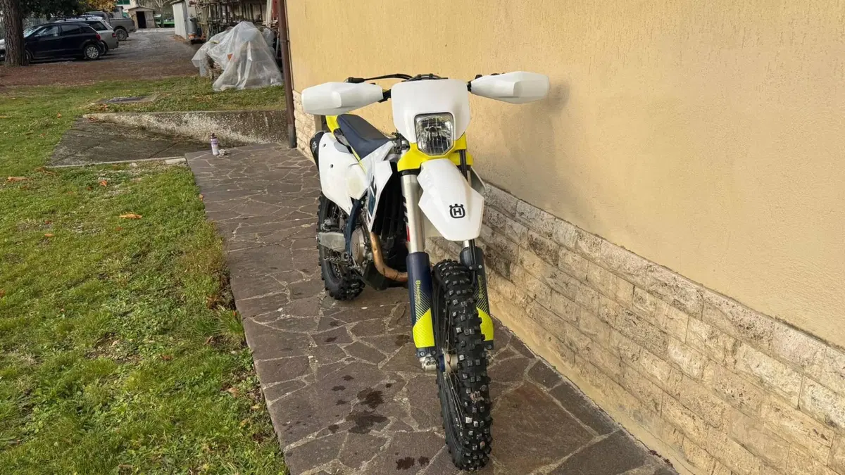 Husqvarna FE 350 (2024) (7)