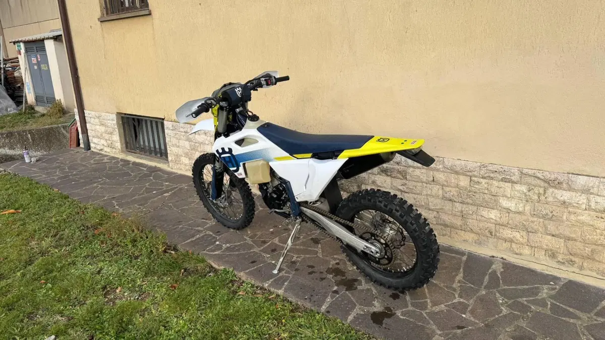 Husqvarna FE 350 (2024) (8)