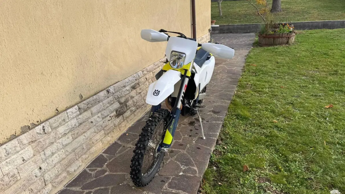 Husqvarna FE 350 (2024) (12)