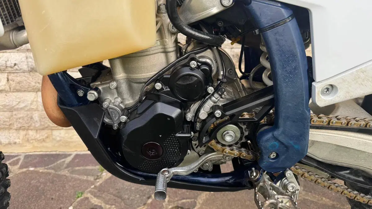 Husqvarna FE 350 (2024) (19)