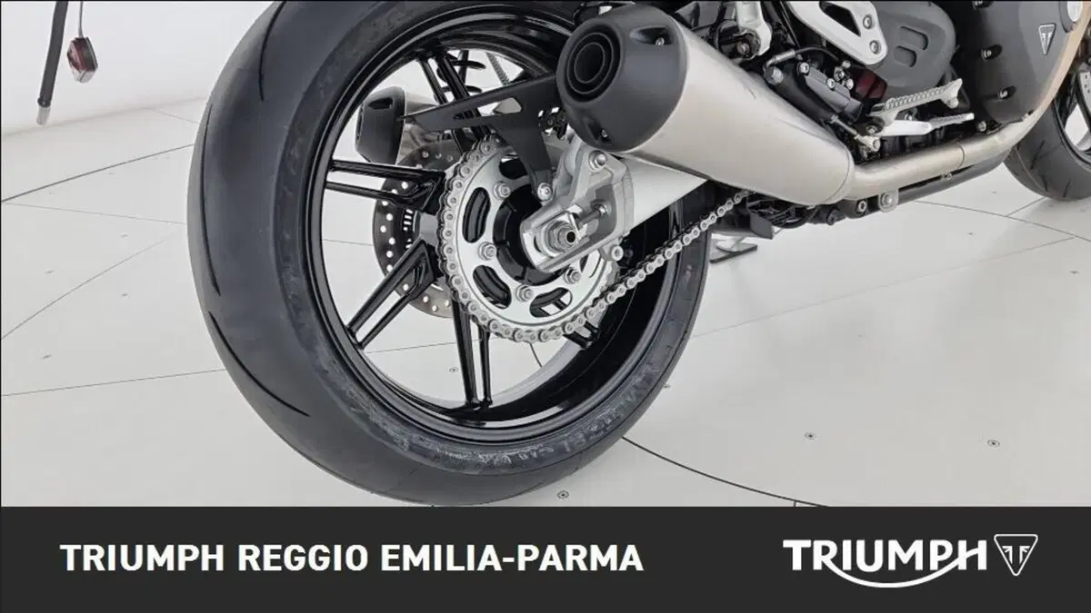Triumph Speed Twin 1200 RS (2025 - 26) (16)