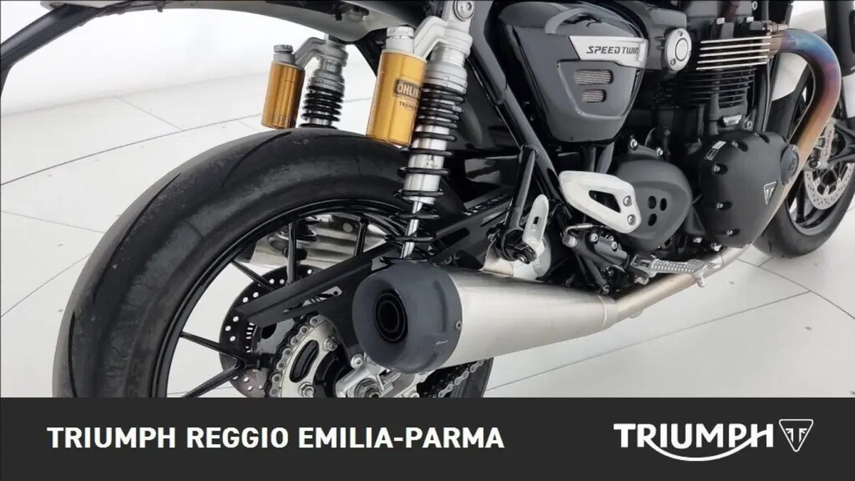 Triumph Speed Twin 1200 Breitling Limited Edition (2022 - 24) (17)