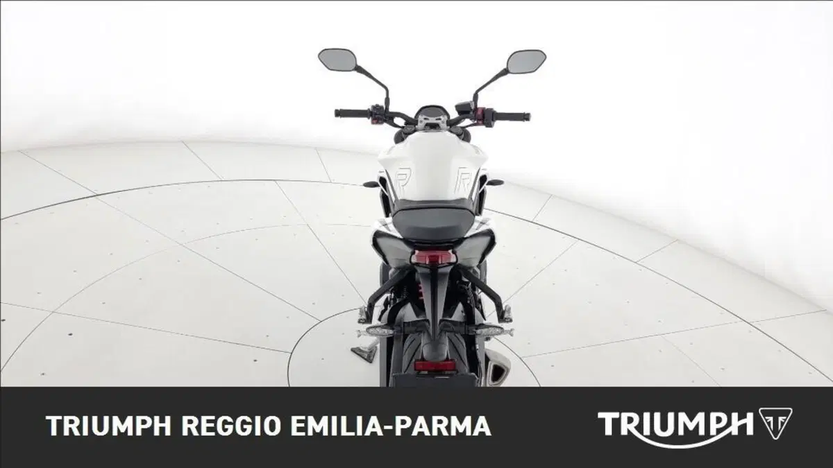 Triumph Street Triple 765 R (2023 - 26) (14)
