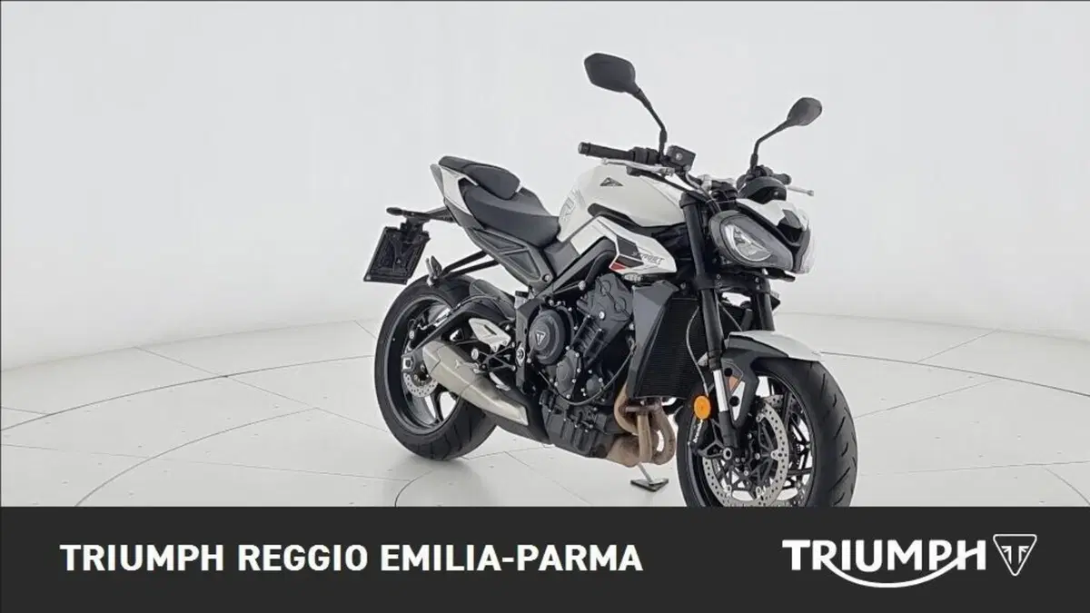 Triumph Street Triple 765 R (2023 - 26) (7)