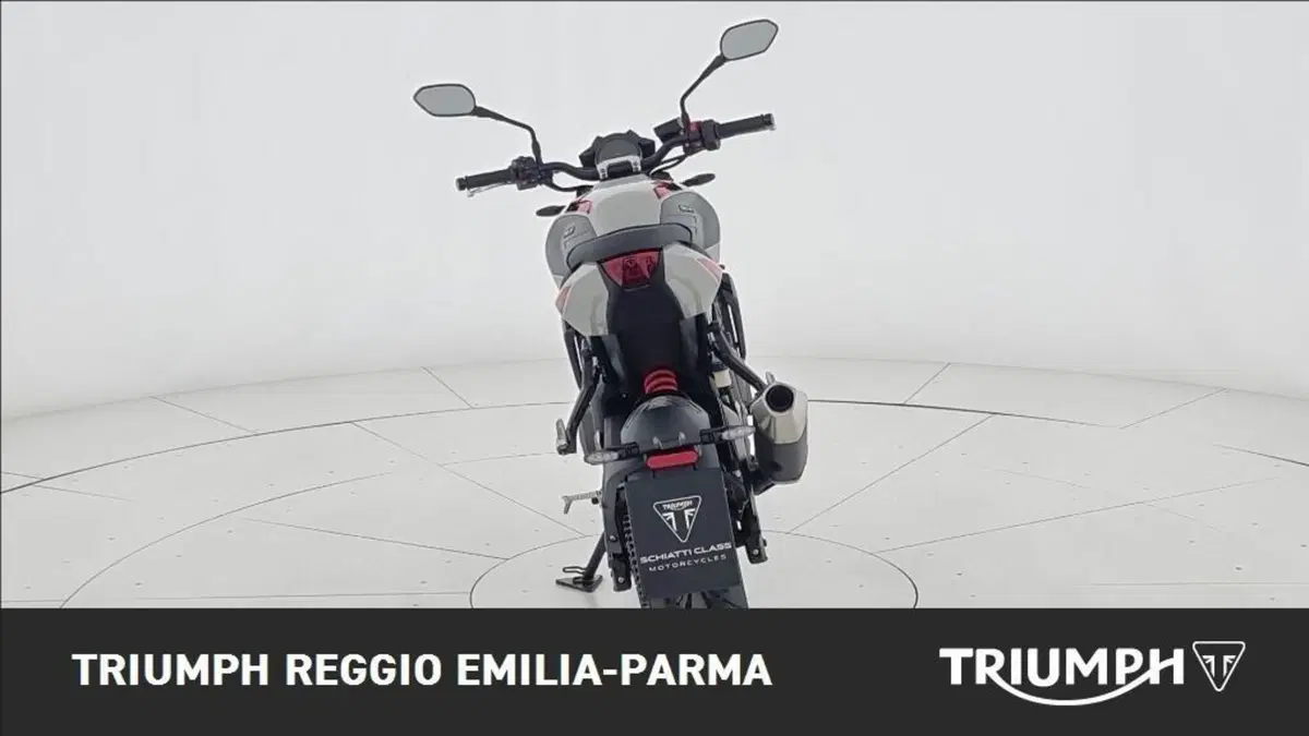 Triumph Trident 800 (2026) (2)