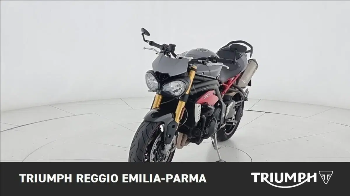 Triumph Speed Triple 1050 R ABS (2016 - 17) (6)