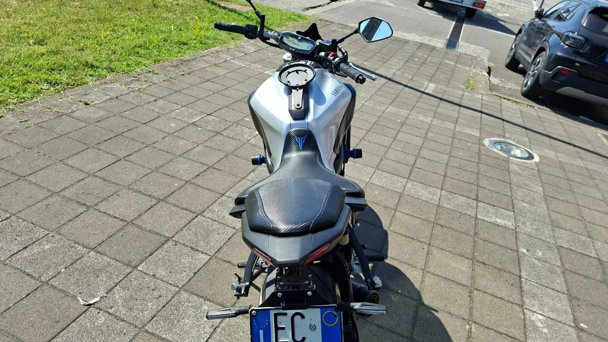 Yamaha MT-07 (2014 - 16) (6)