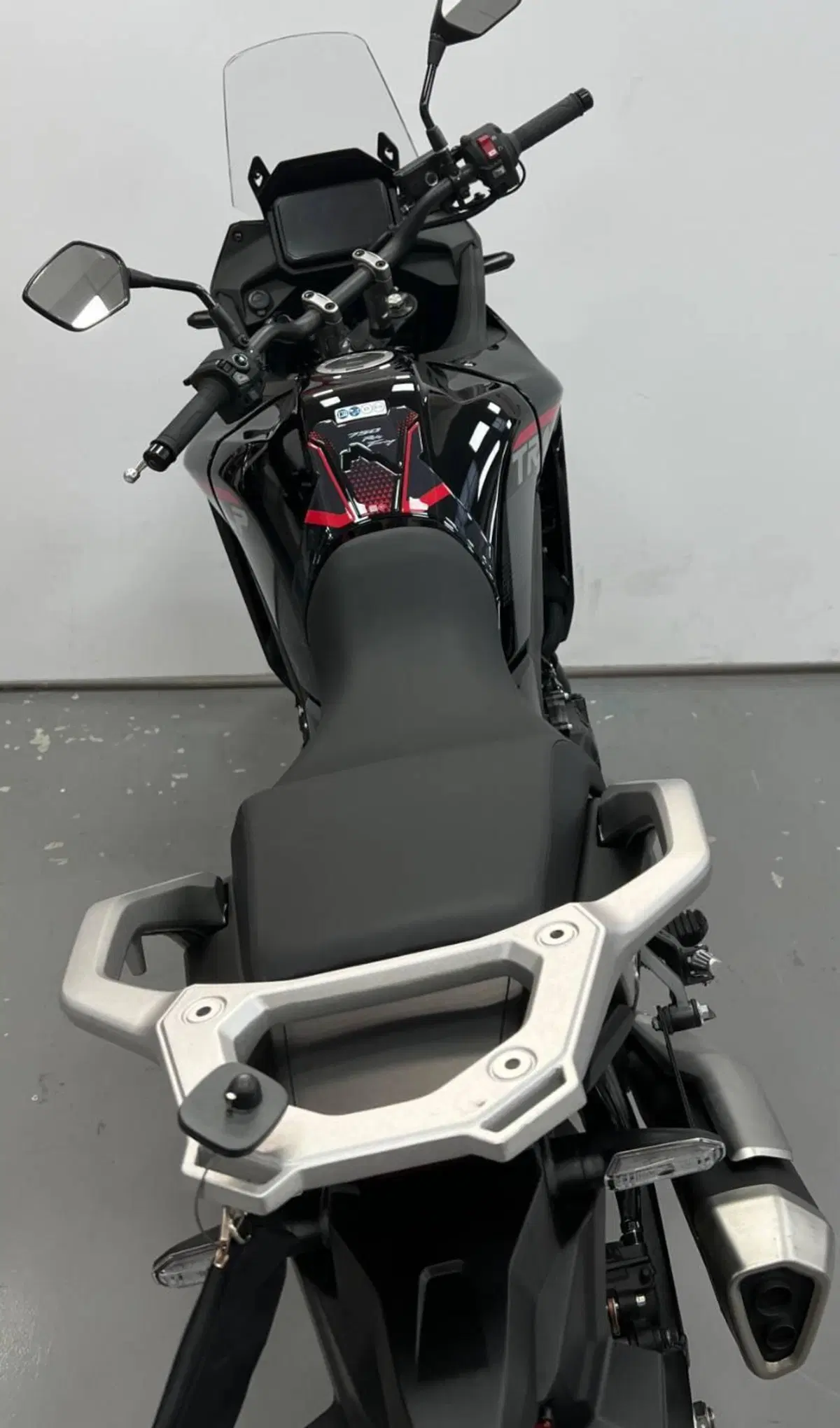 Honda Transalp XL750 (2025) (4)