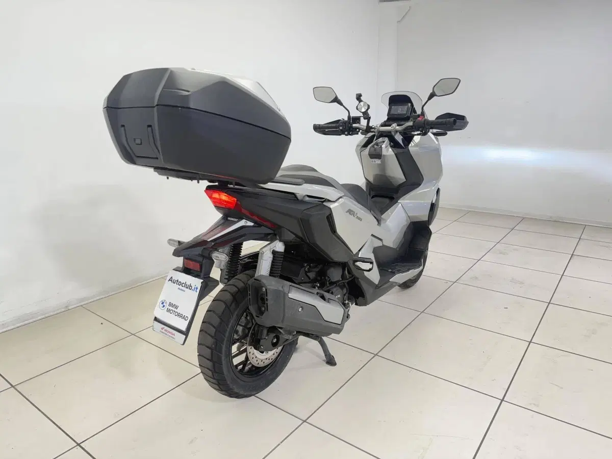 Honda ADV 350 (2022 - 24) (6)