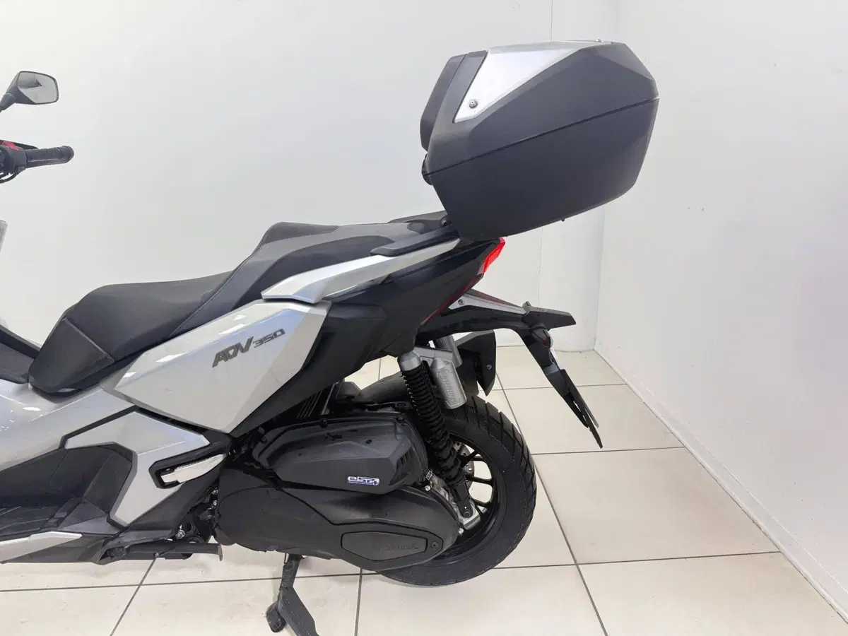 Honda ADV 350 (2022 - 24) (14)