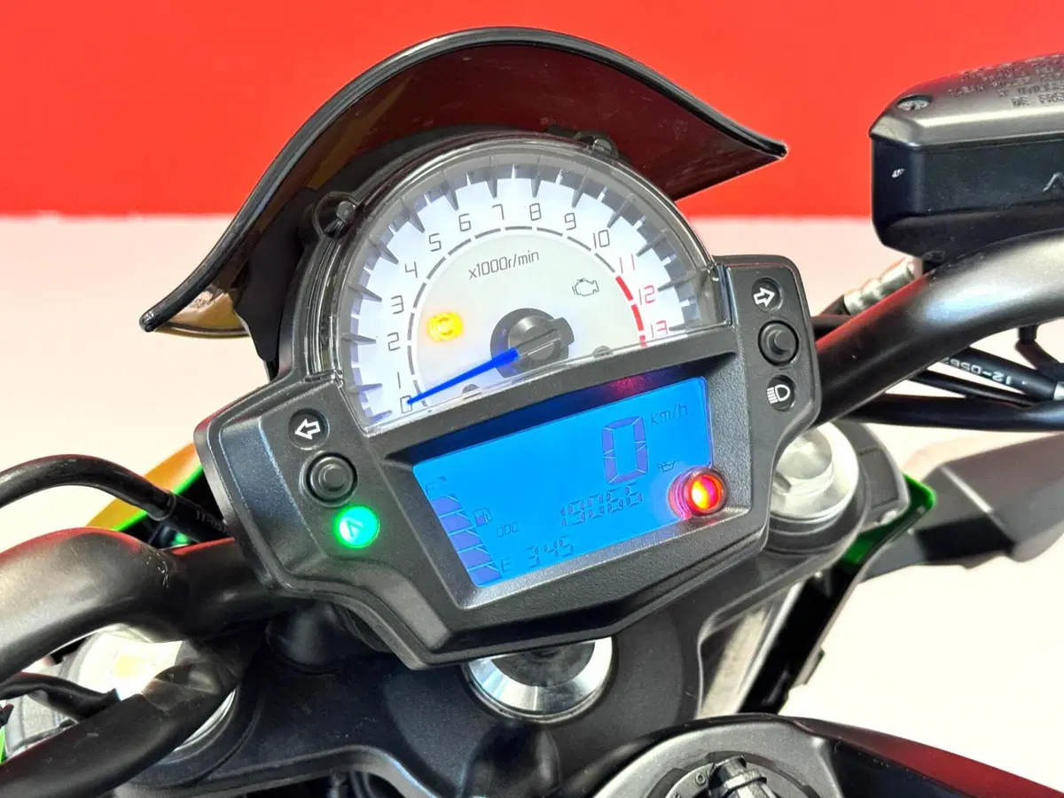 Kawasaki ER-6N ABS (2012 - 16) (18)