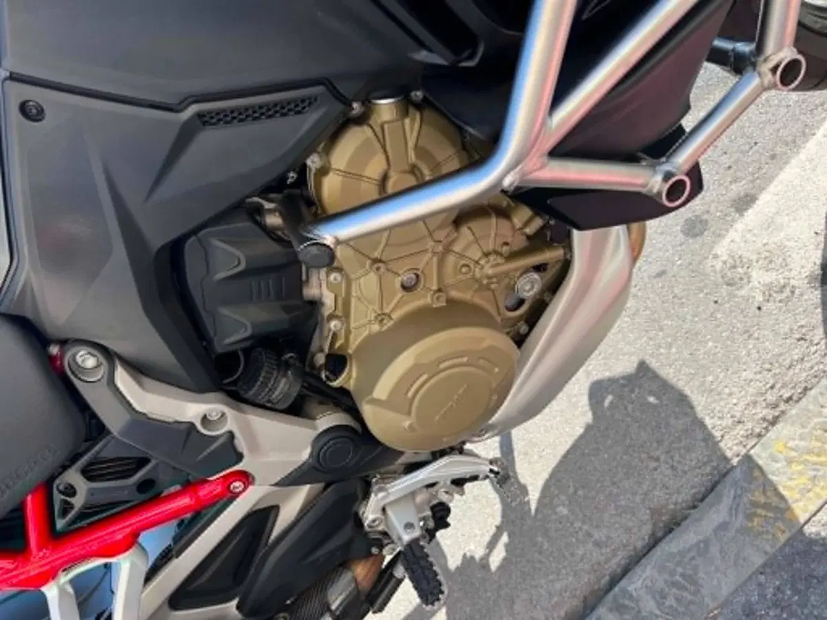 Ducati Multistrada V4 S (2021 - 24) (5)