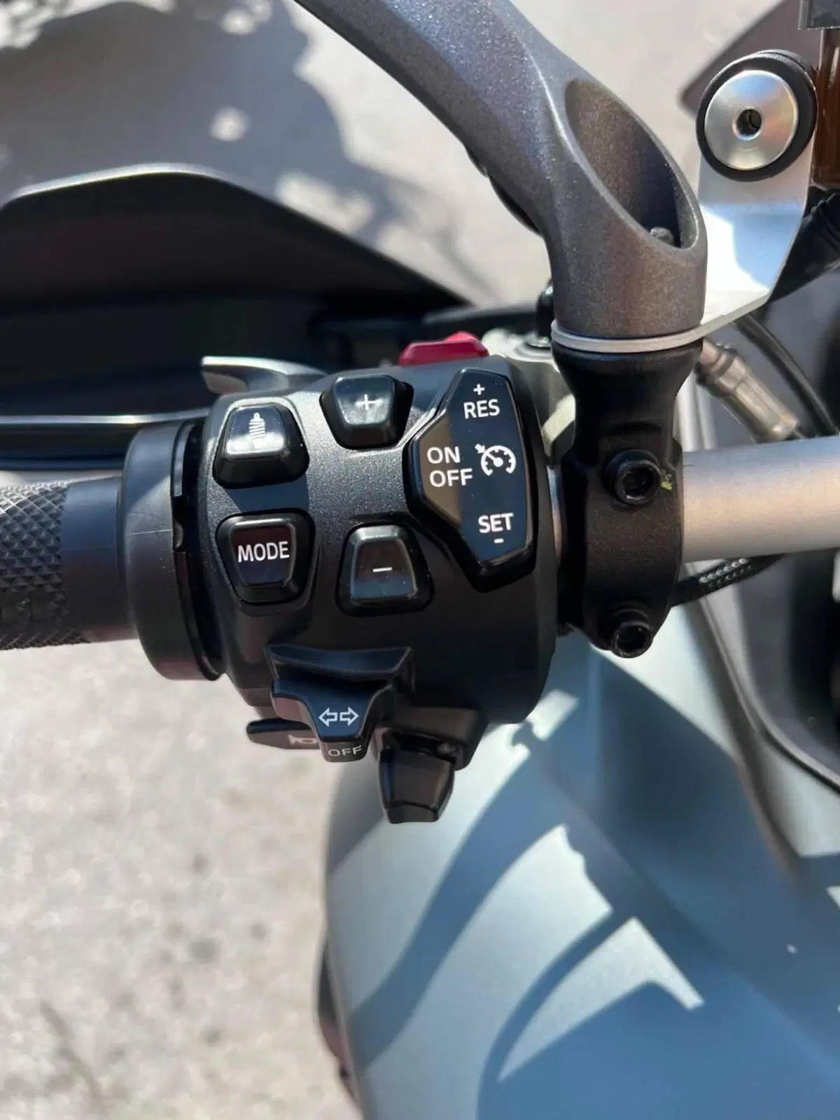 Ducati Multistrada V4 S (2021 - 24) (14)