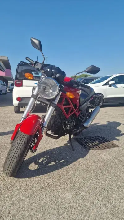 Ducati Monster 695 (2006 - 08) usata